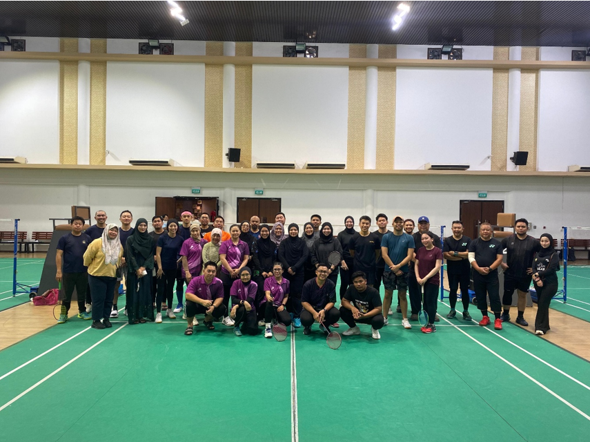 AGC Badminton Team defends winning streak